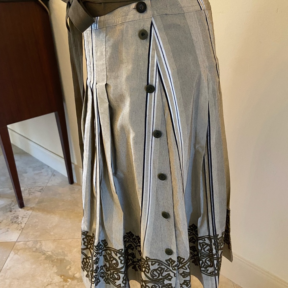 Carlisle Pleated Striped Passementerie Skirt - Size 2 - Picture 4 of 6